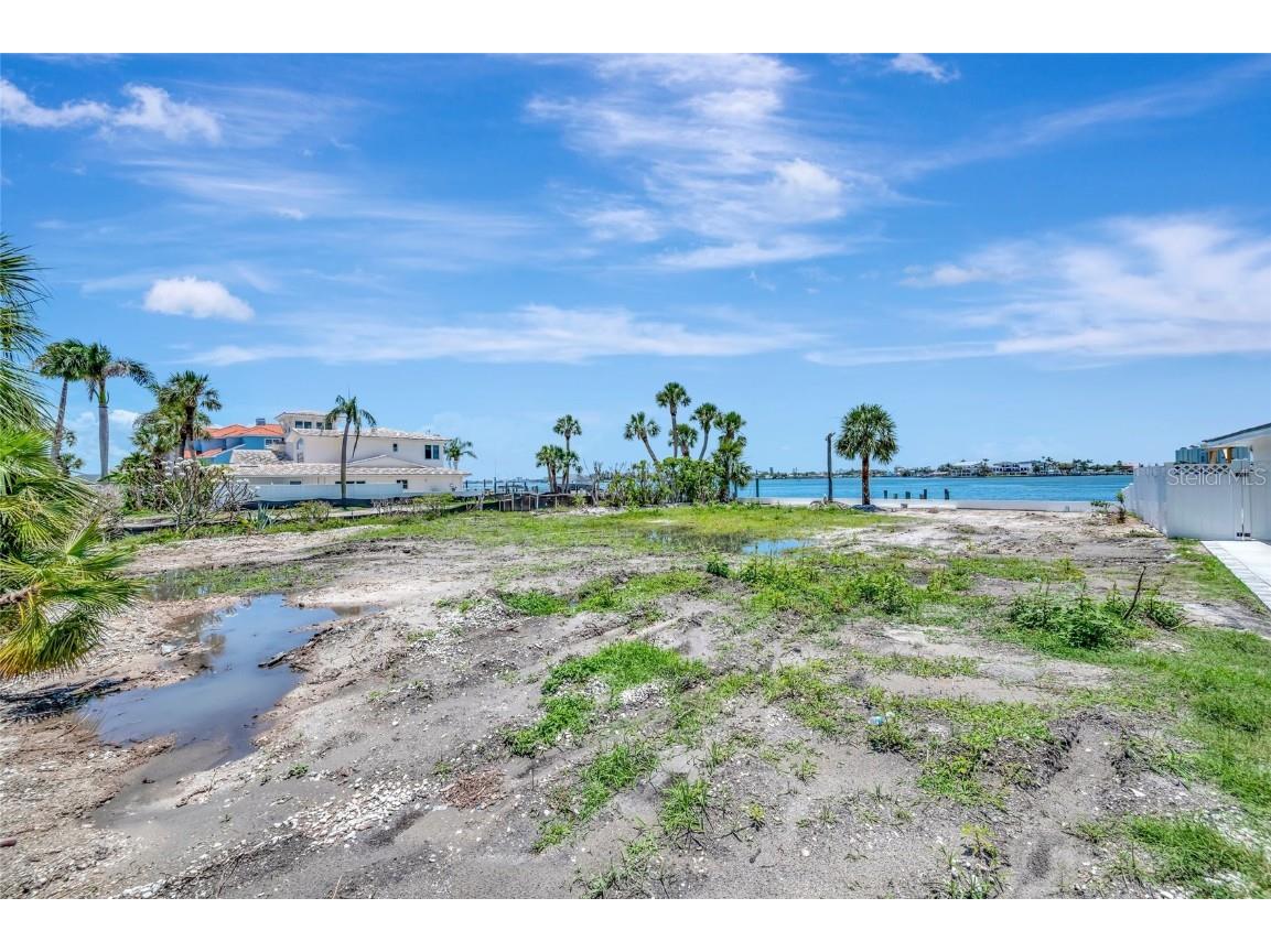 7056 S Shore Drive S Saint Petersburg FL 33707 - BOCA CIEGA BAY TB8398047 image17