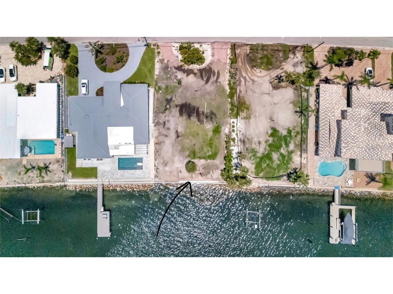 7056 S Shore Drive S Saint Petersburg FL 33707 - BOCA CIEGA BAY TB8398047 image2