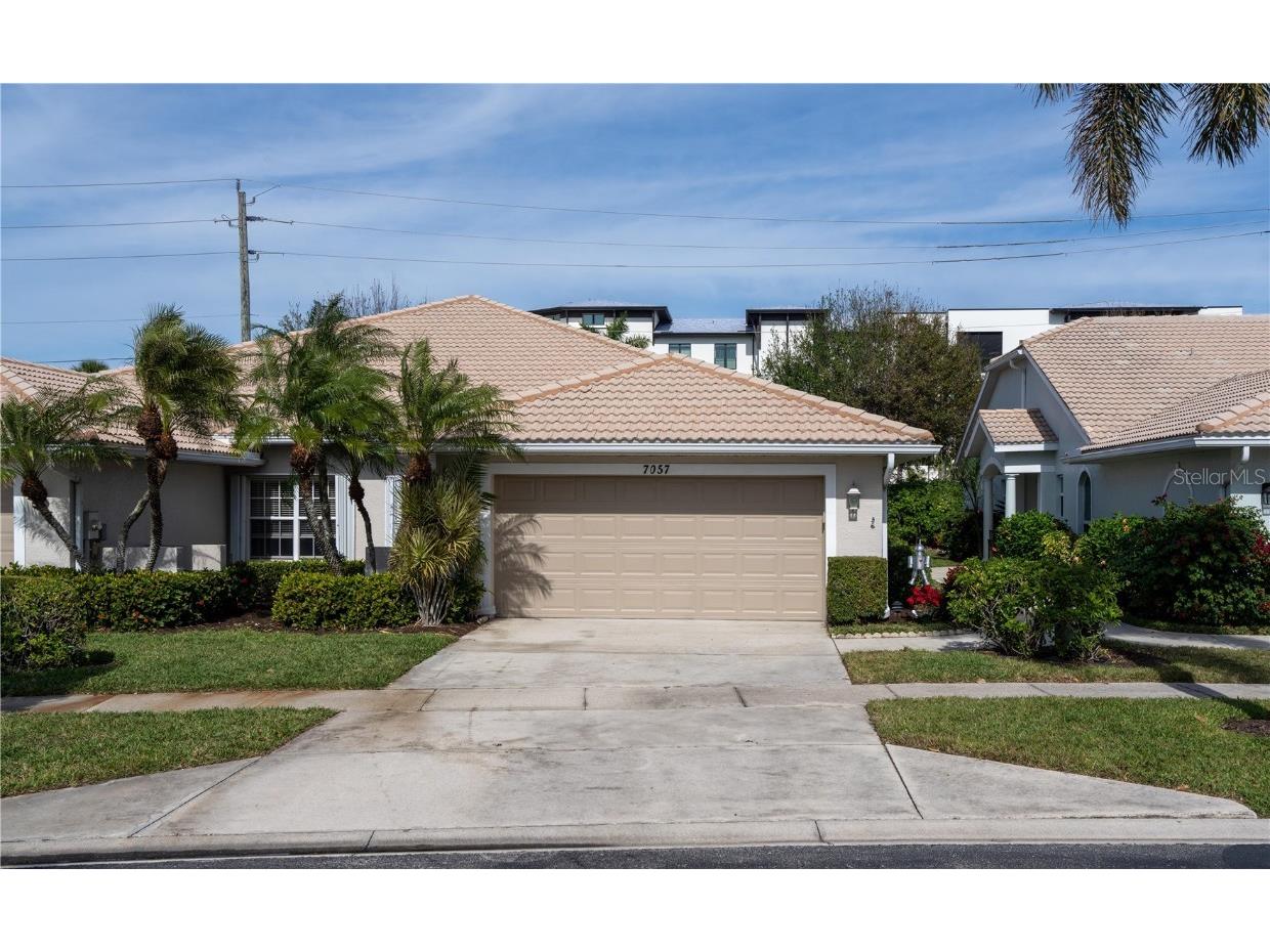 7057 Lone Oak Boulevard Naples FL 34109 TB8337458 image1