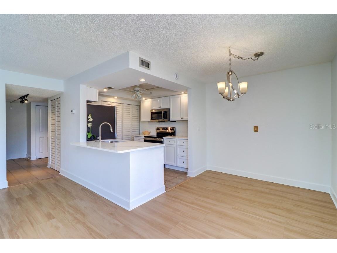 706 115th Avenue N #2401 Saint Petersburg FL 33716 TB8441873 image5