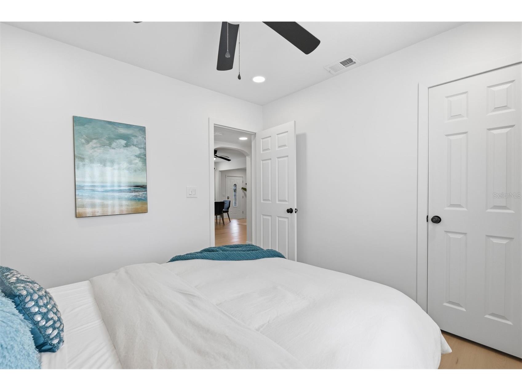 706 39th Avenue NE Saint Petersburg FL 33703 TB8507313 image20
