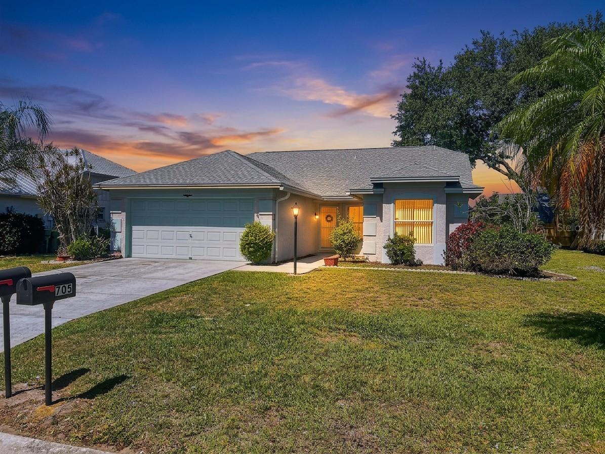 706 47th Street E Bradenton FL 34208 A4691785 image1