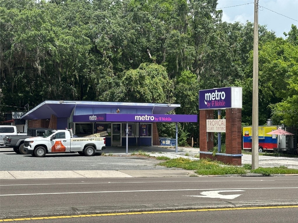 706/720 NW 13th Street Gainesville FL 32601 GC531532 image3