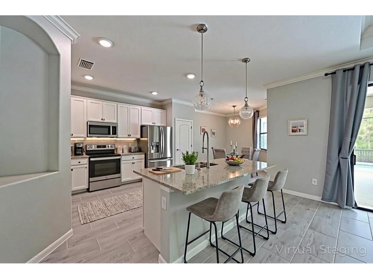 706 Acacia Court Bradenton FL 34212 A4685894 image5