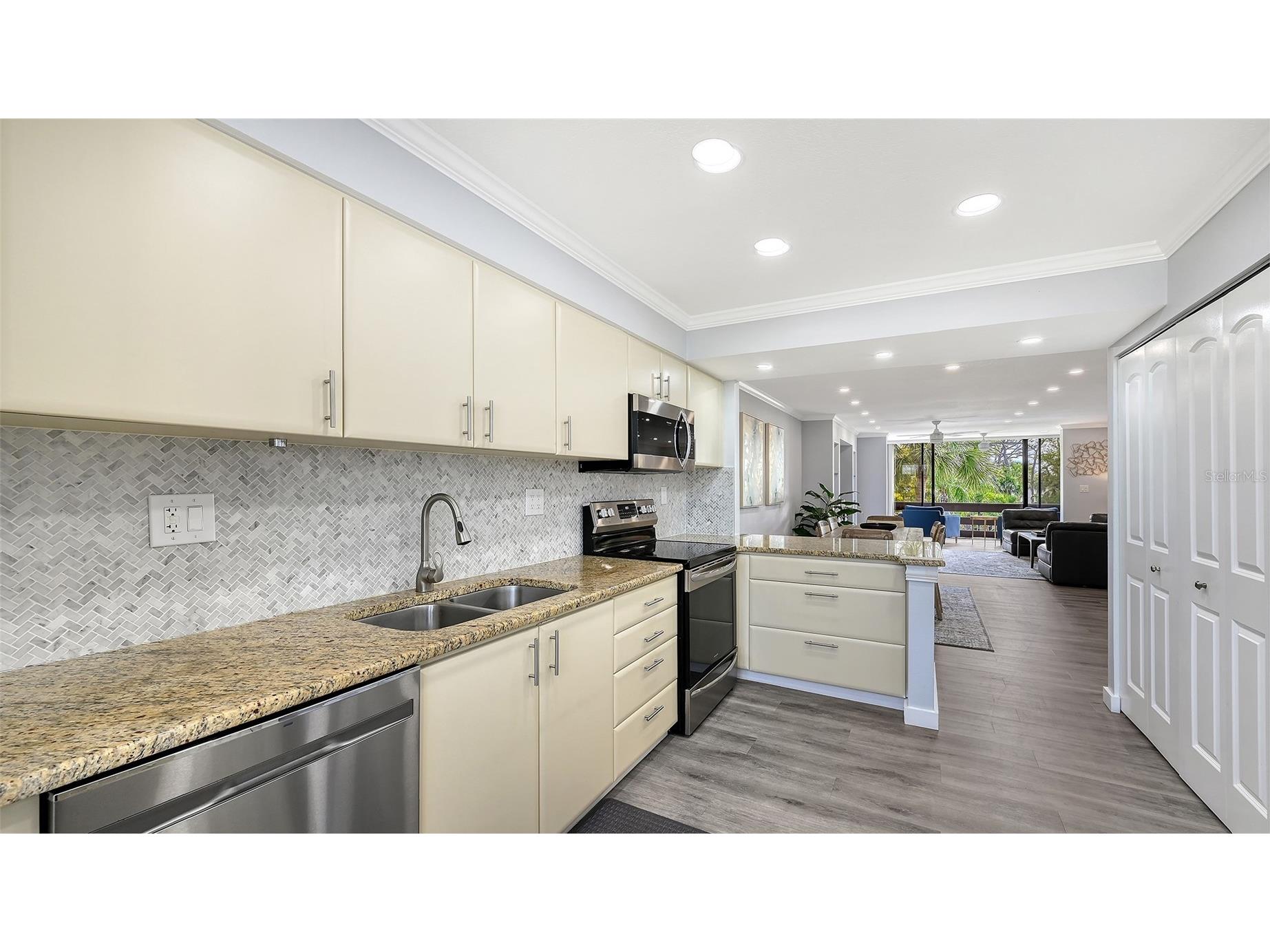 706 Bayport Way #706 Longboat Key FL 34228 - GULF OF MEXICO SARASOTA BAY A4688503 image26