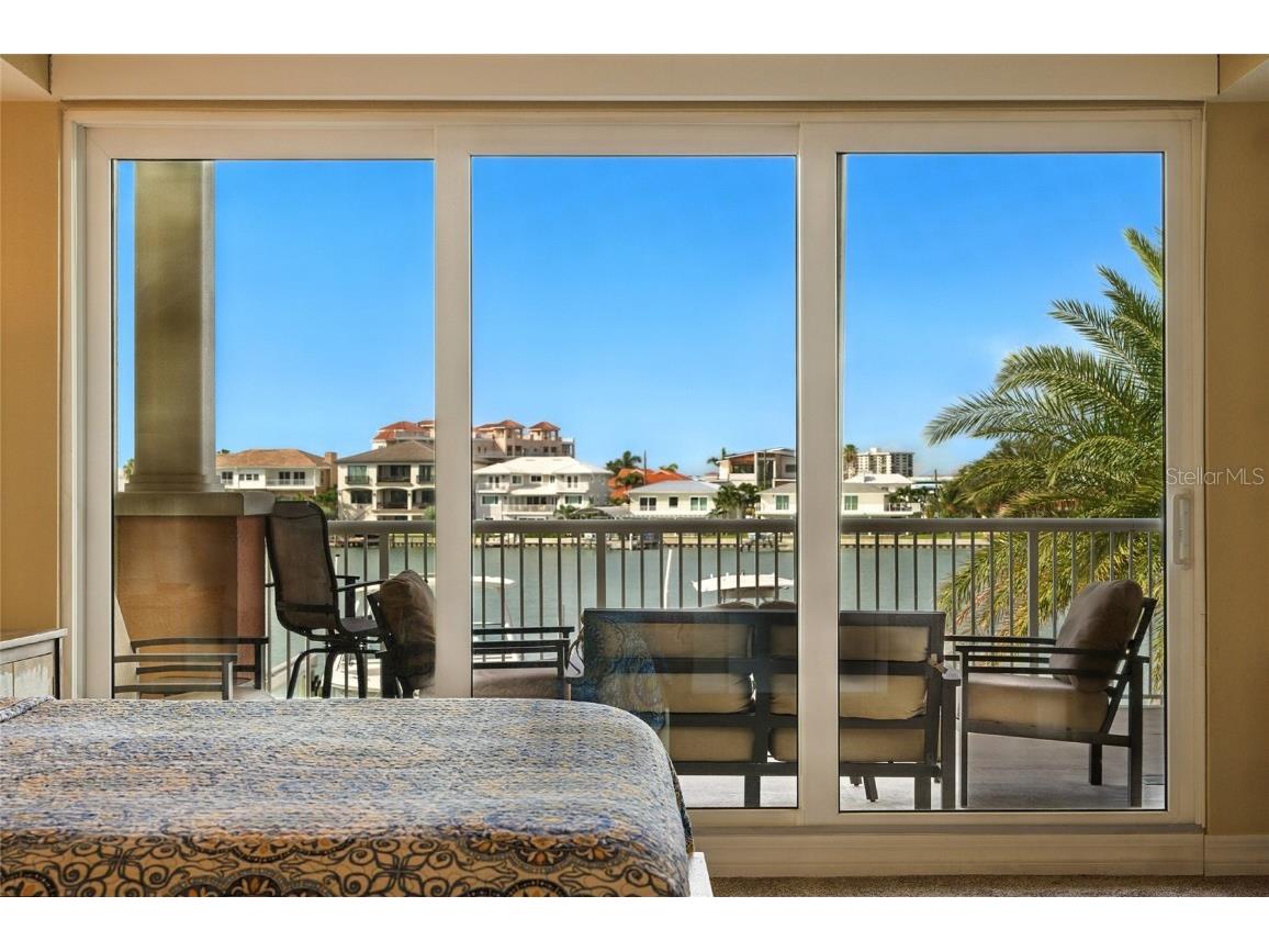 706 Bayway Boulevard #203 Clearwater Beach FL 33767 - CLEARWATER BAY TB8420168 image3