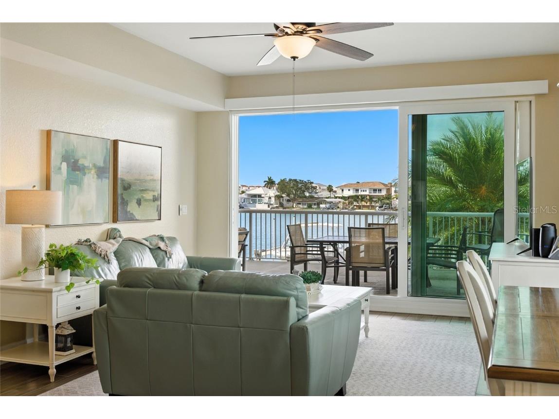 706 Bayway Boulevard #203 Clearwater Beach FL 33767 - CLEARWATER BAY TB8420168 image4