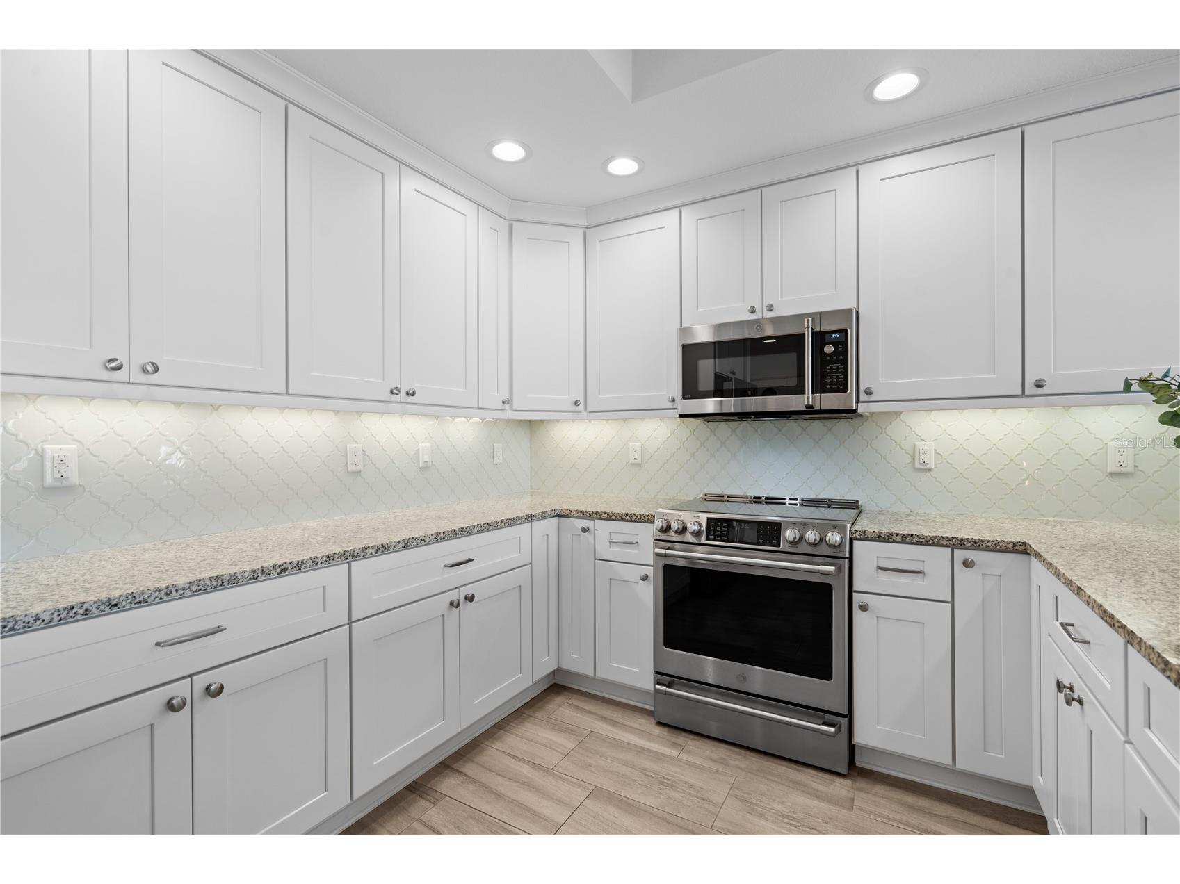 706 Bayway Boulevard #301 Clearwater Beach FL 33767 TB8496829 image11