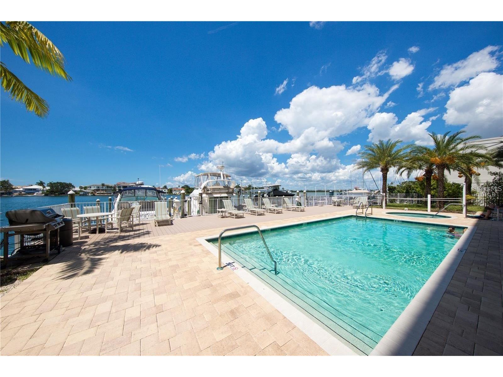 706 Bayway Boulevard #301 Clearwater Beach FL 33767 TB8496829 image4