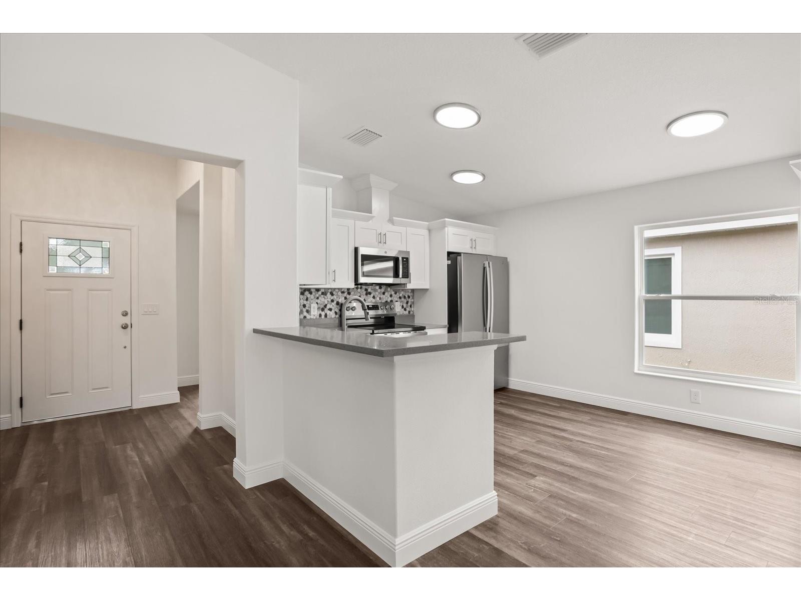 706 Beecher Street Leesburg FL 34748 G5111173 image2