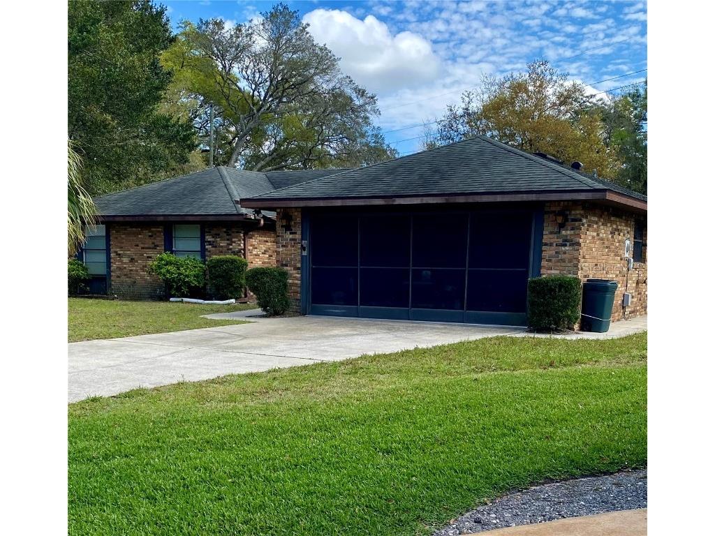 706 Briarcrest Drive, Orange City, FL, 32763 MLS V4934958 Edina Realty