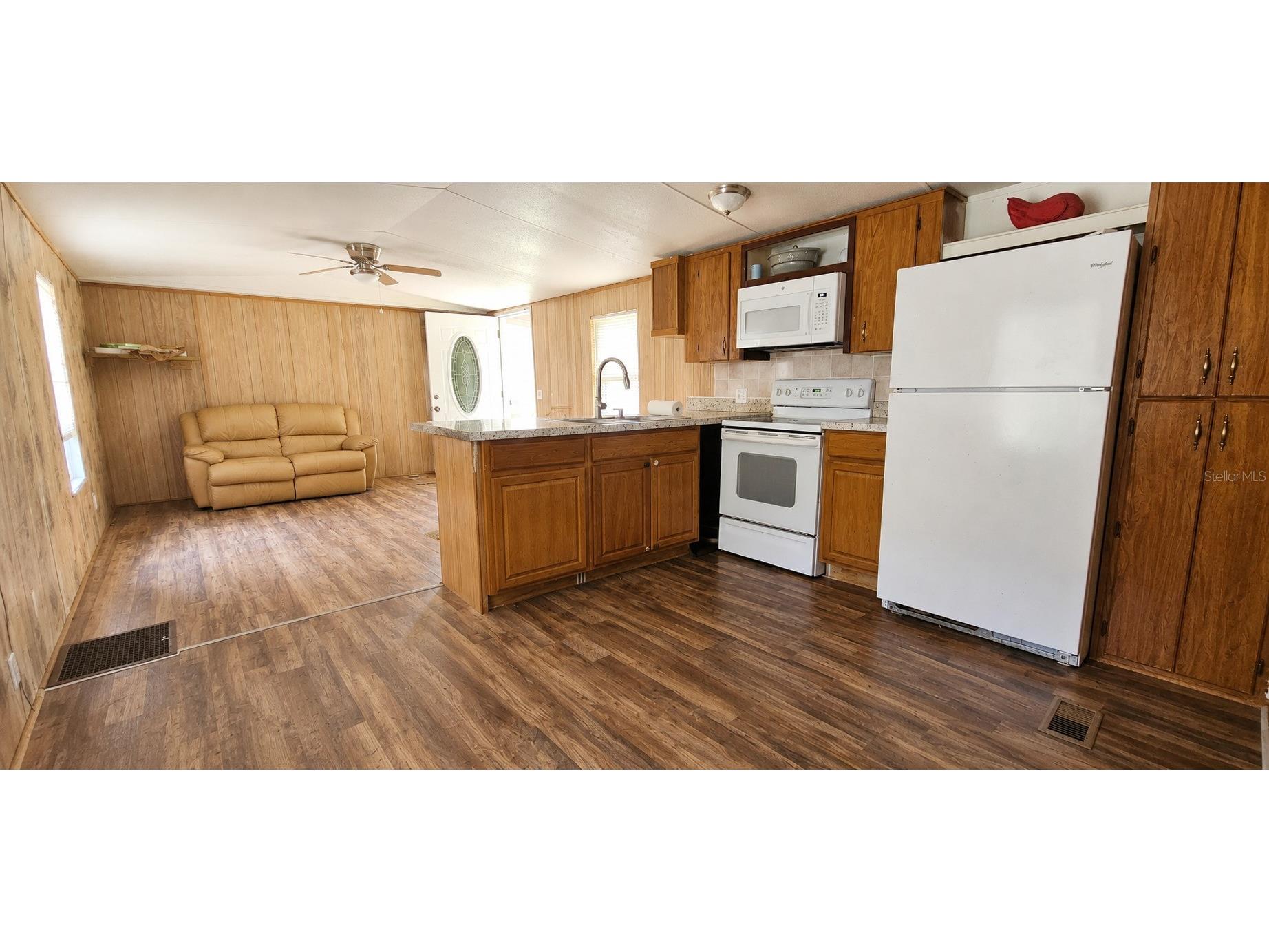706 David Avenue Interlachen FL 32148 OM727880 image5