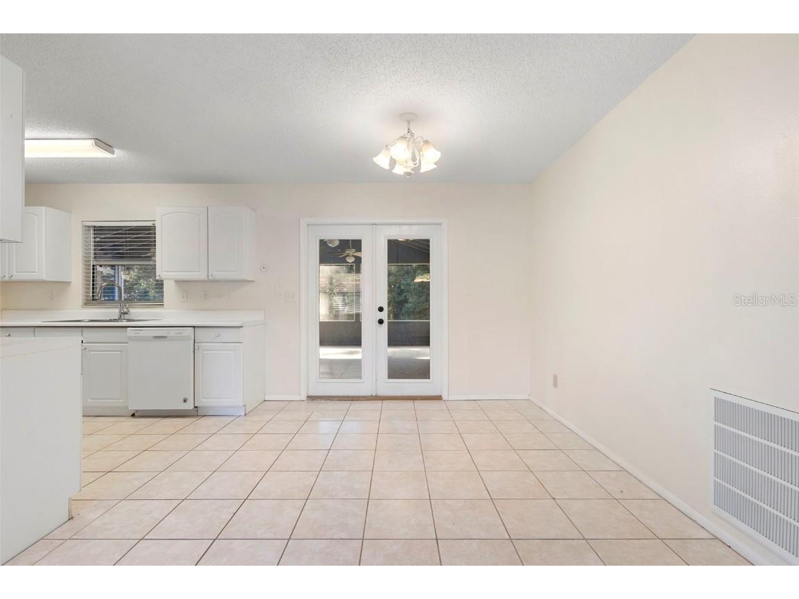 706 E Wisconsin Avenue Deland FL 32724 V4945746 image24