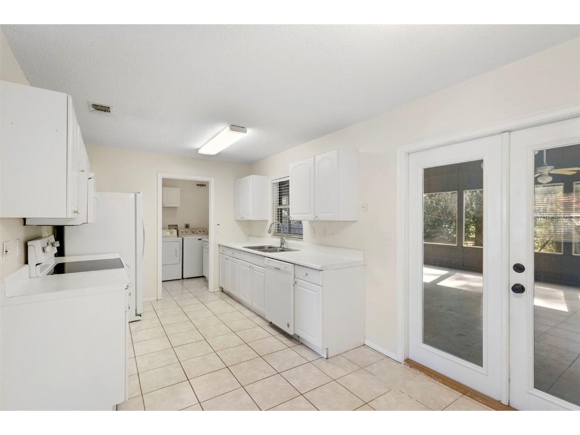 706 E Wisconsin Avenue Deland FL 32724 V4945746 image30