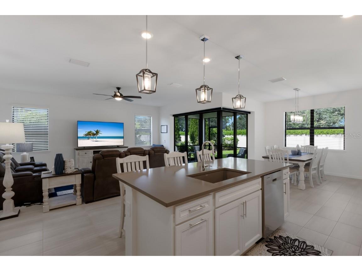 706 Gadwall Court Bradenton FL 34212 A4658697 image6