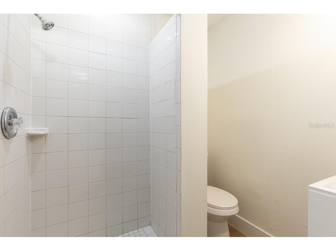 706 Golden Sunshine Circle Orlando FL 32807 O6340004 image24