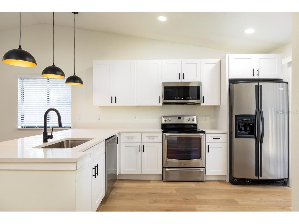 706 Golden Sunshine Circle Orlando FL 32807 O6340004 image6