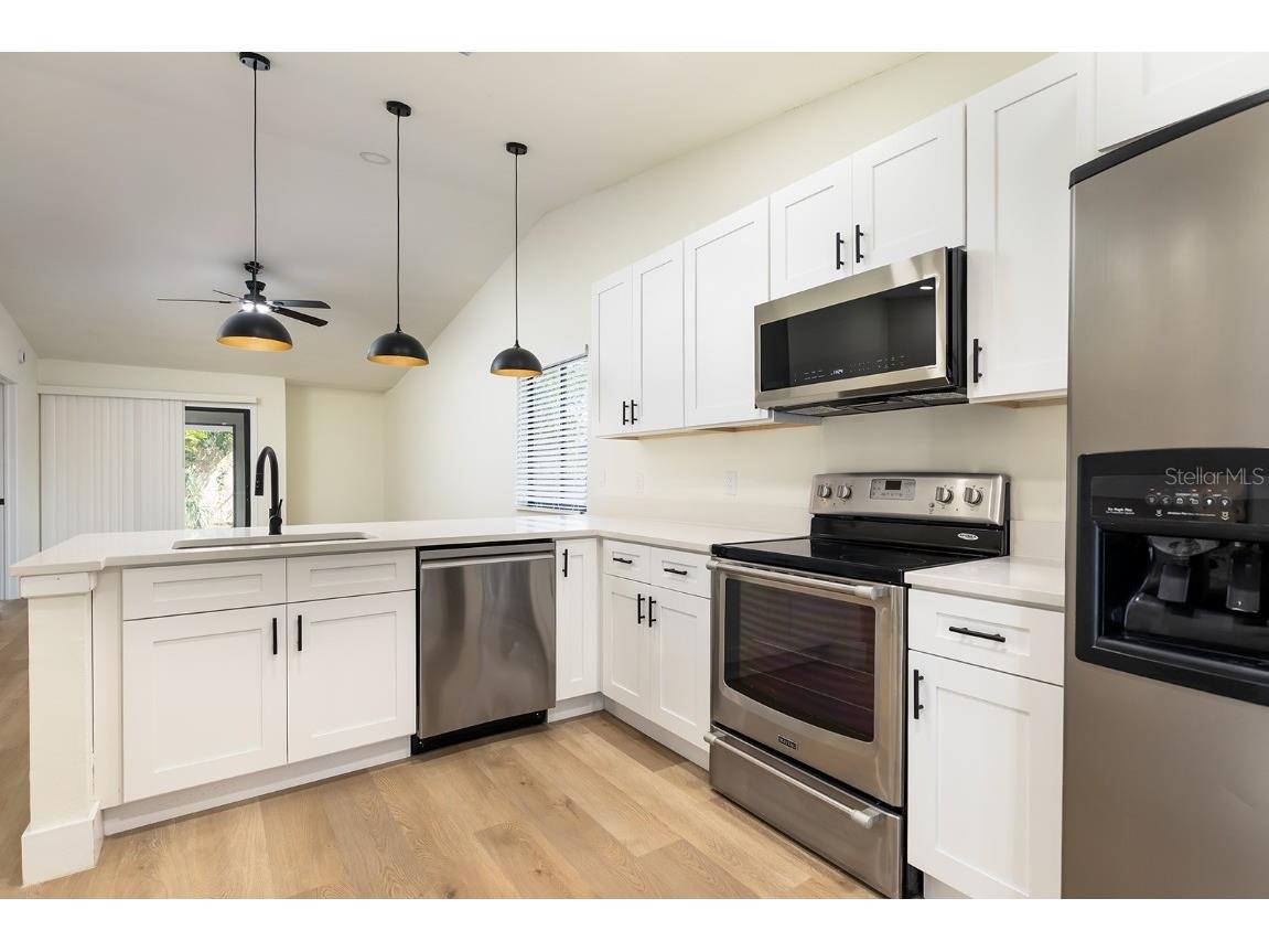 706 Golden Sunshine Circle Orlando FL 32807 O6340004 image7