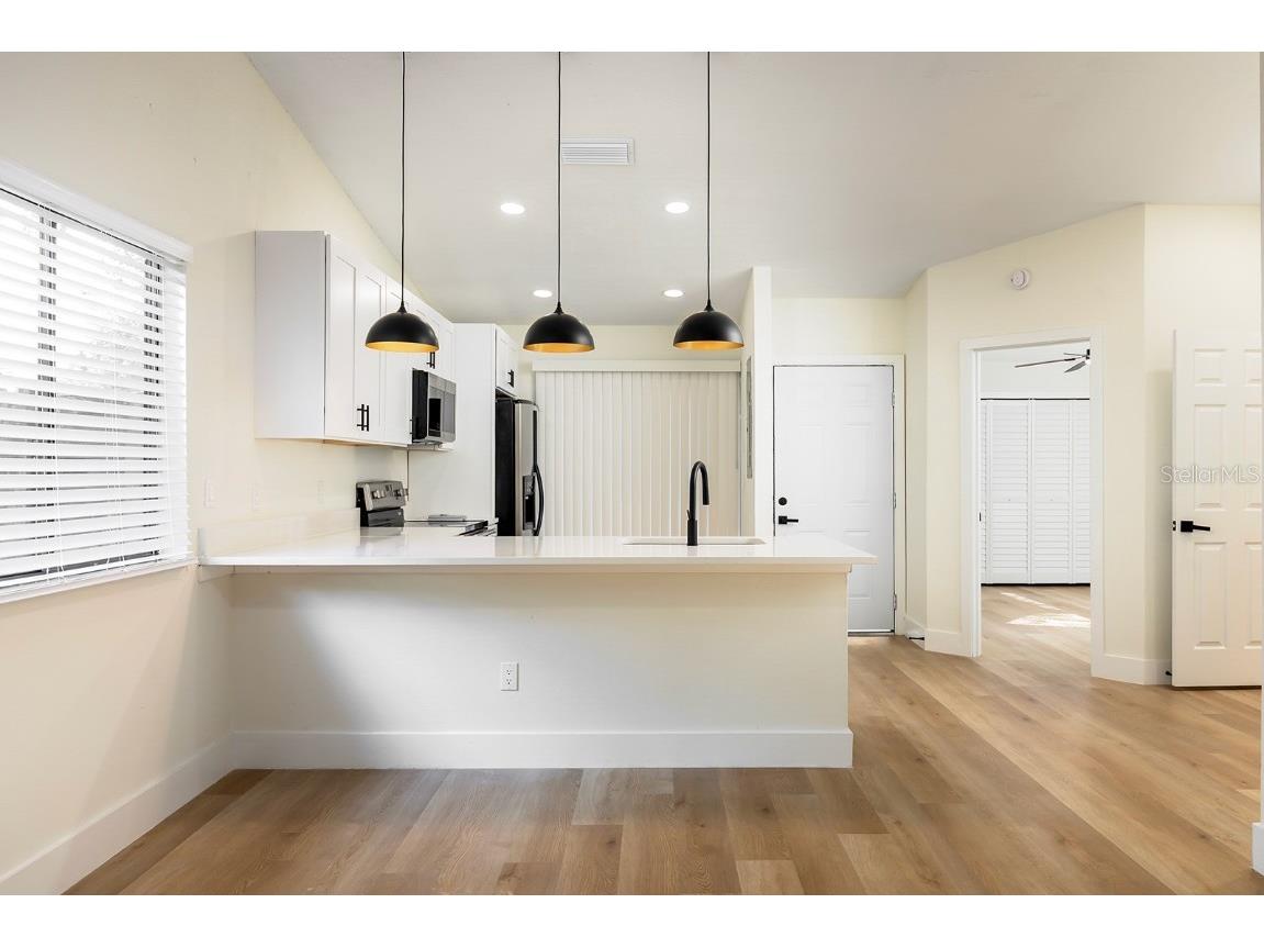 706 Golden Sunshine Circle Orlando FL 32807 O6340004 image8