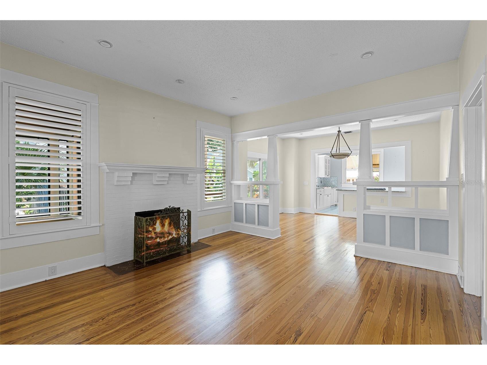 706 Hillcrest Street Orlando FL 32803 O6400800 image4