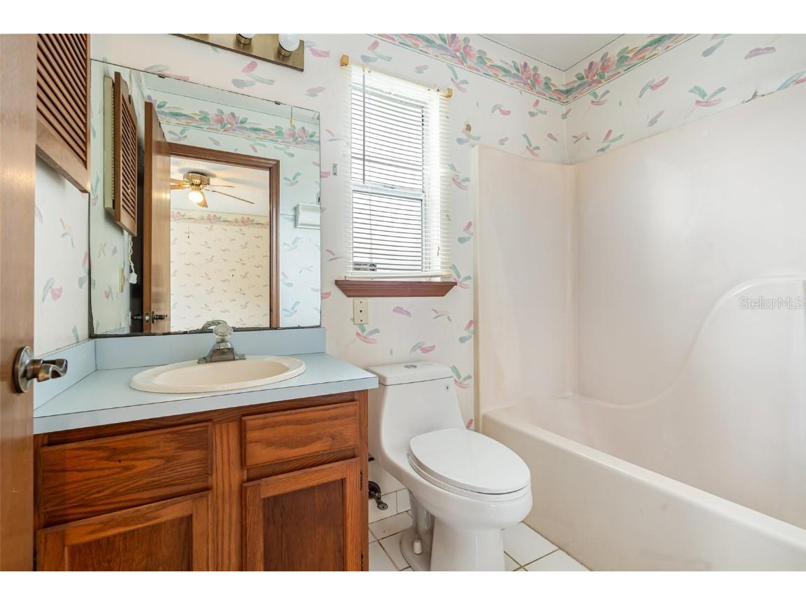 706 Isle Royale Avenue NW Palm Bay FL 32907 O6343794 image16