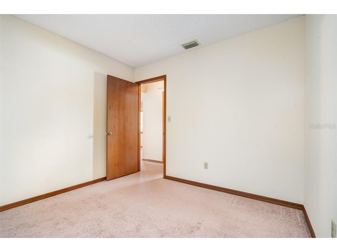 706 Isle Royale Avenue NW Palm Bay FL 32907 O6343794 image20