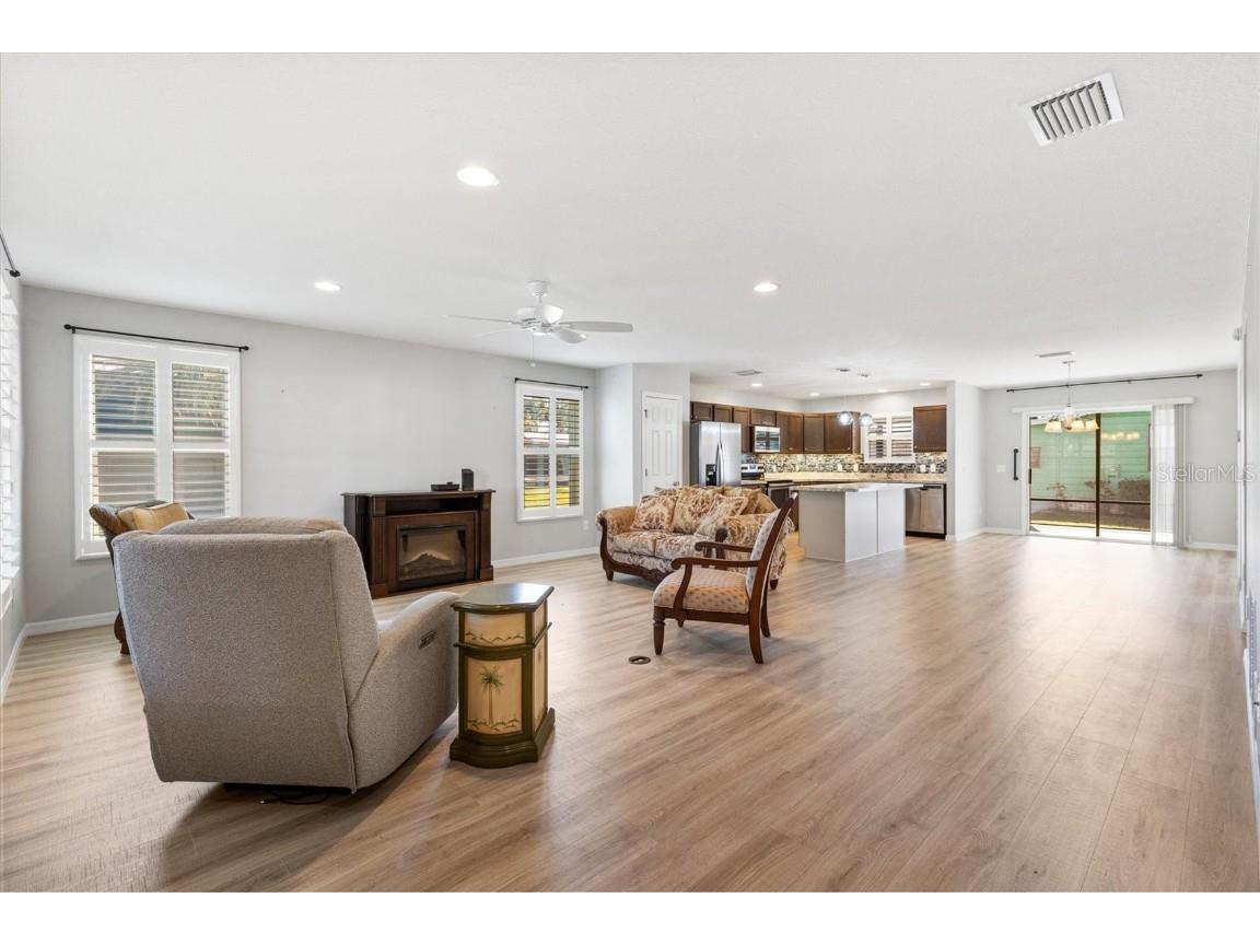 706 Jason Drive Lady Lake FL 32159 OM713337 image4