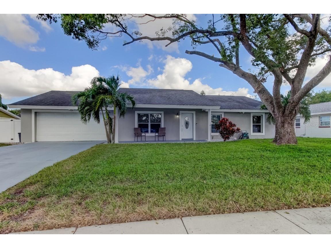 706 Kingswood Loop Brandon FL 33511 TB8380898 image1