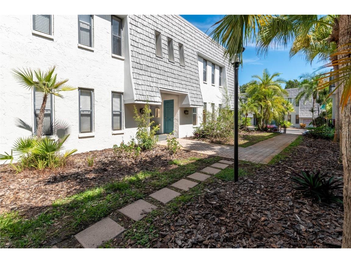 706 Lyndhurst Street #403 Dunedin FL 34698 U8218182 image1