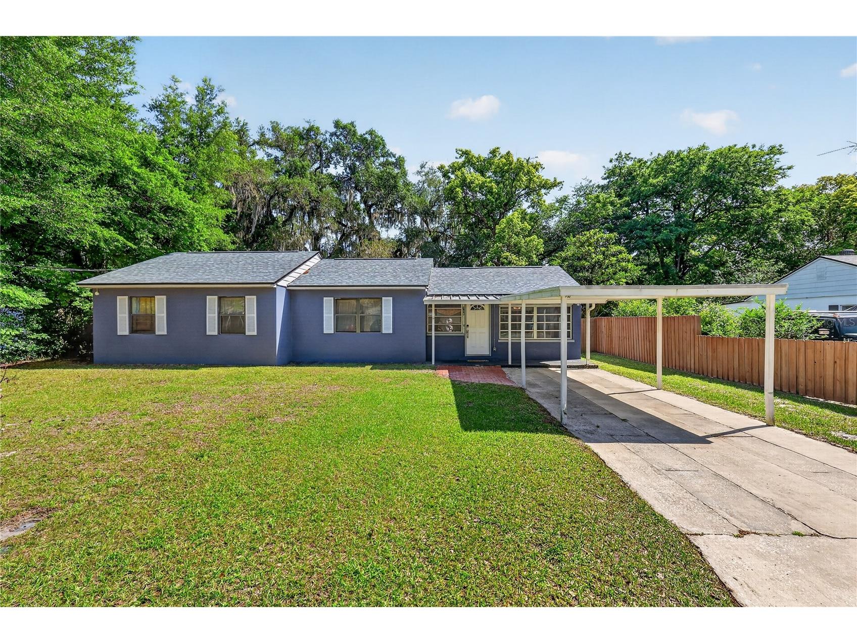 706 Mission Drive Wildwood FL 34785 G5110170 image1