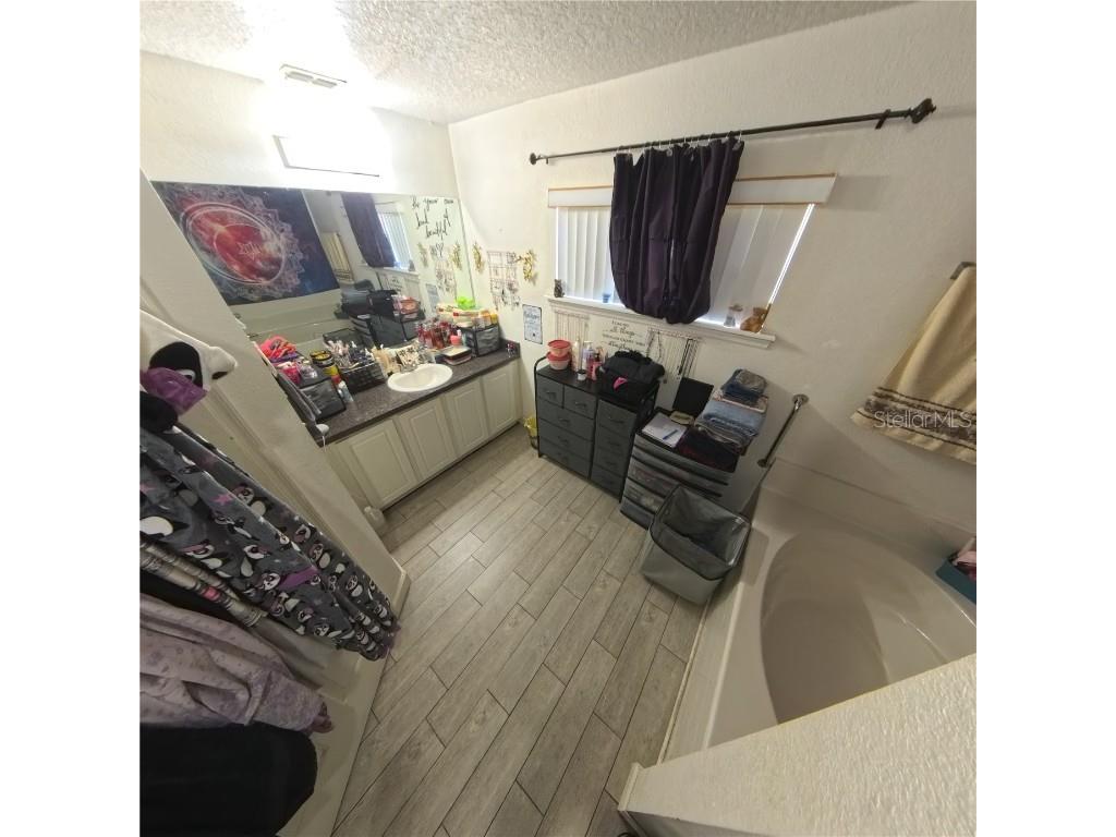 706 N Rennes Court Kissimmee FL 34759 NS1085911 image9