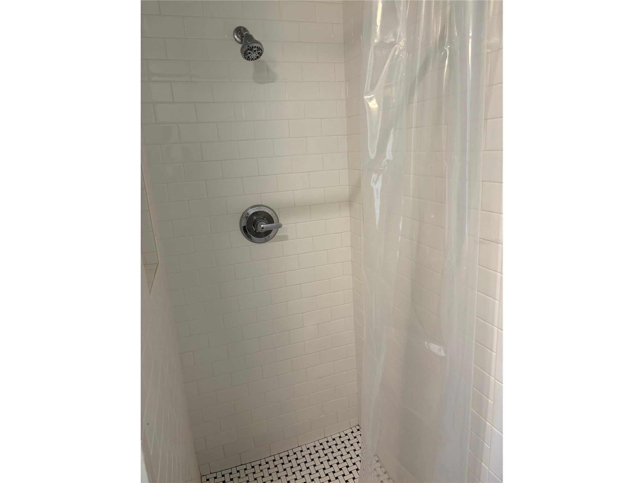 706 NW 20th Street Gainesville FL 32603 GC539511 image31