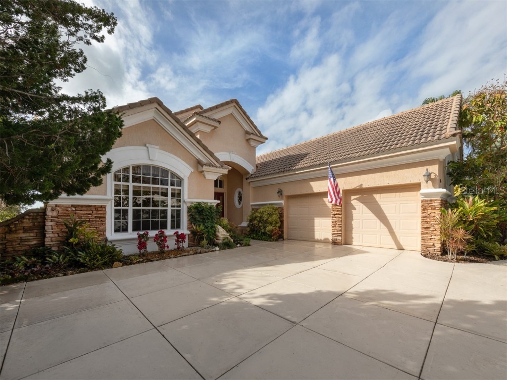706 Petrel Way Venice FL 34285 A4595307 image1