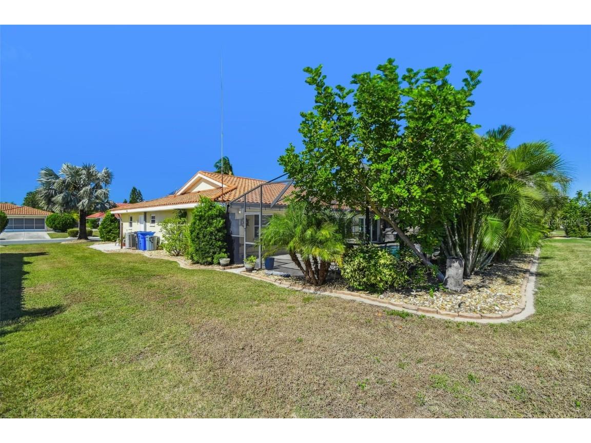 706 Plumbrook Road Sun City Center FL 33573 TB8439171 image33