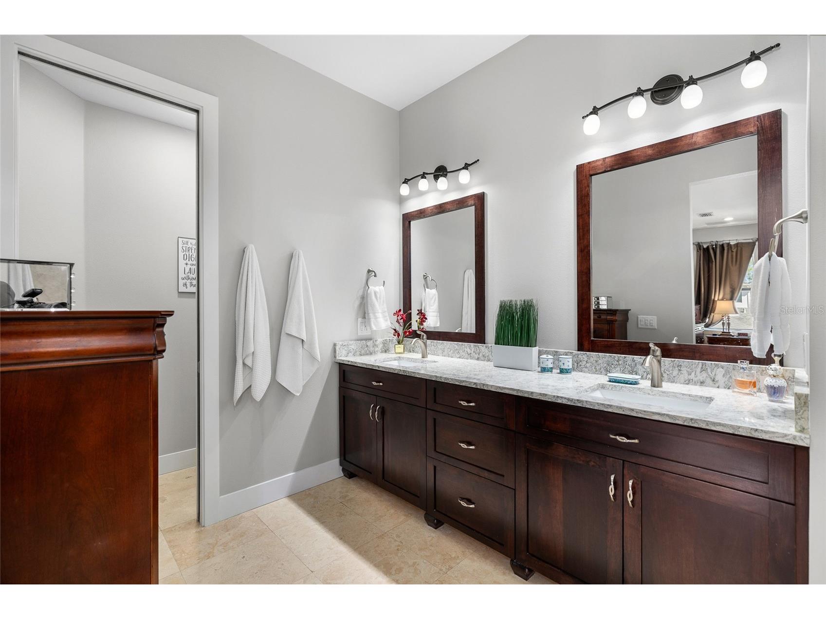 706 S Davis Boulevard Tampa FL 33606 TB8500595 image33