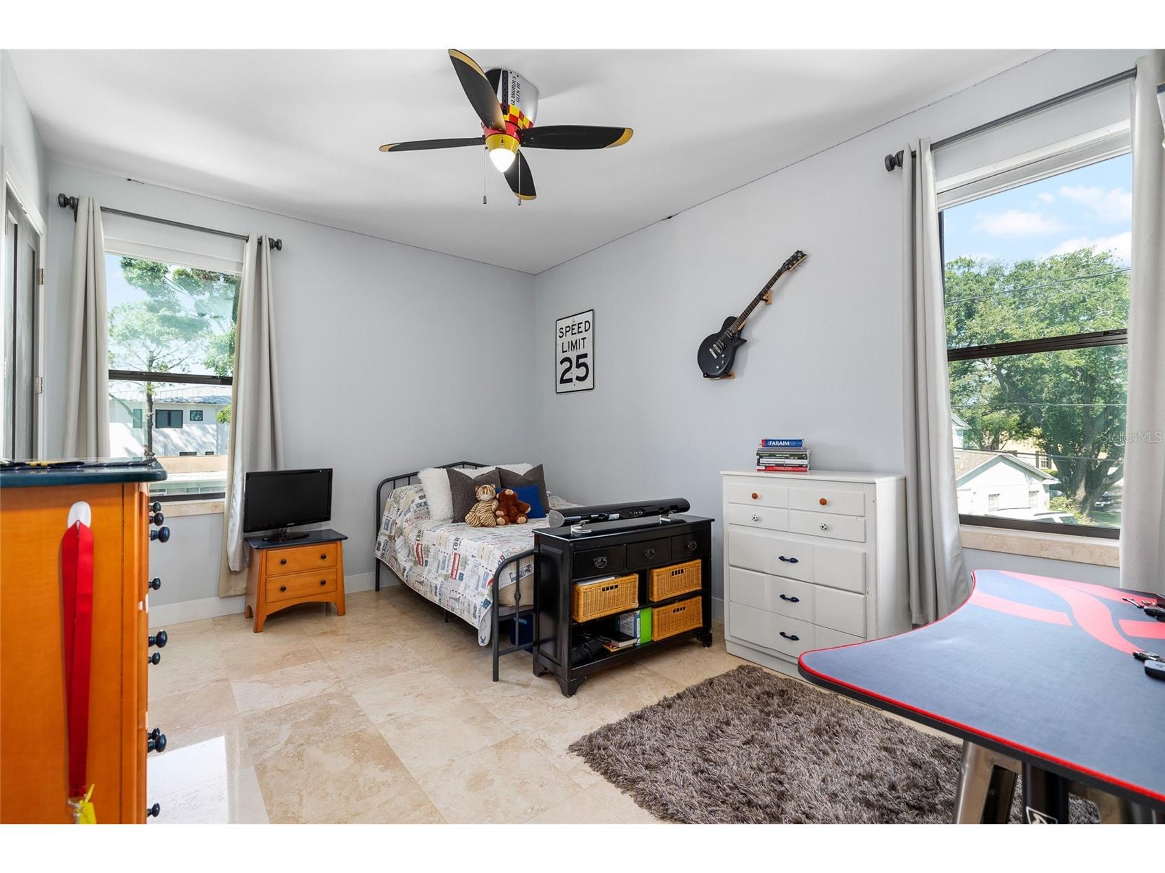 706 S Davis Boulevard Tampa FL 33606 TB8500595 image57