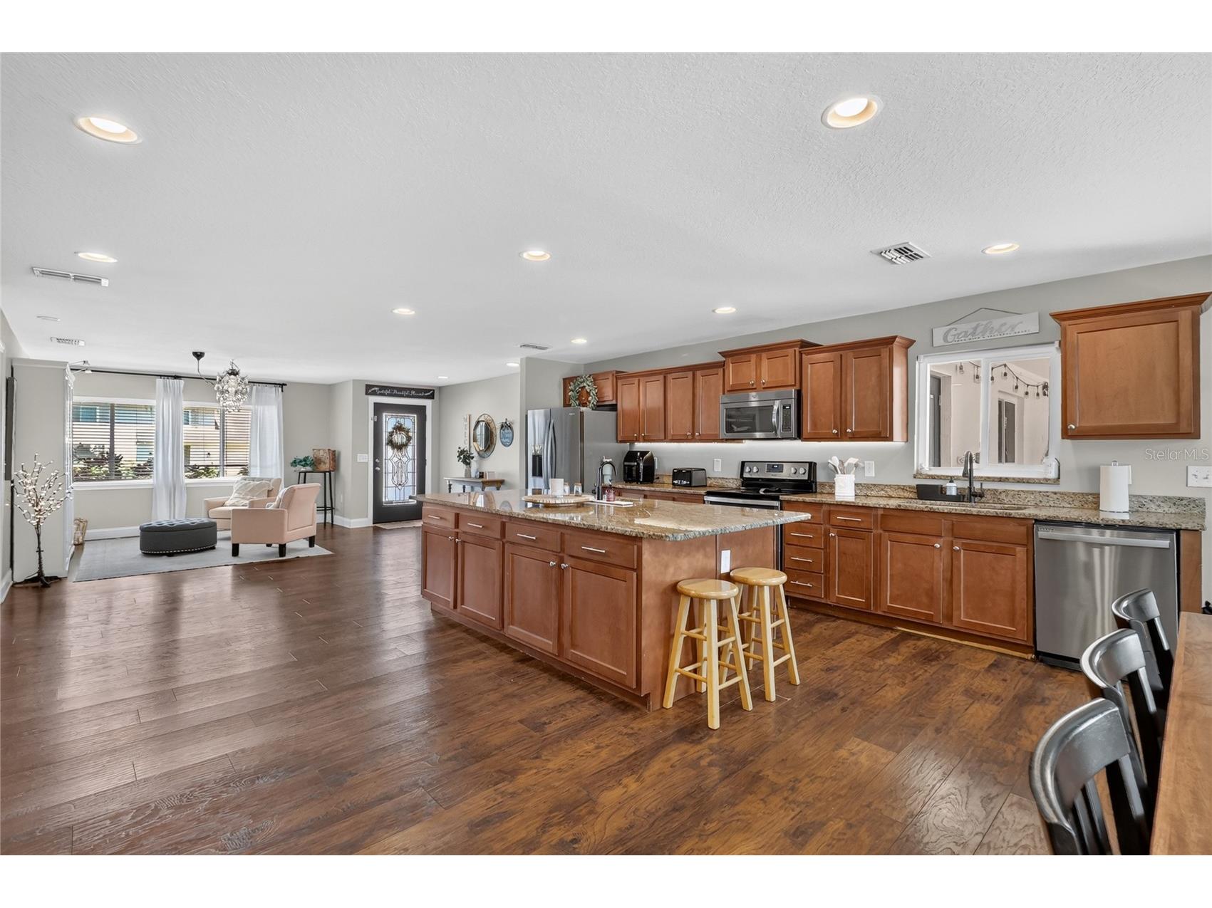 706 S Oakwood Avenue Brandon FL 33511 L4963174 image13