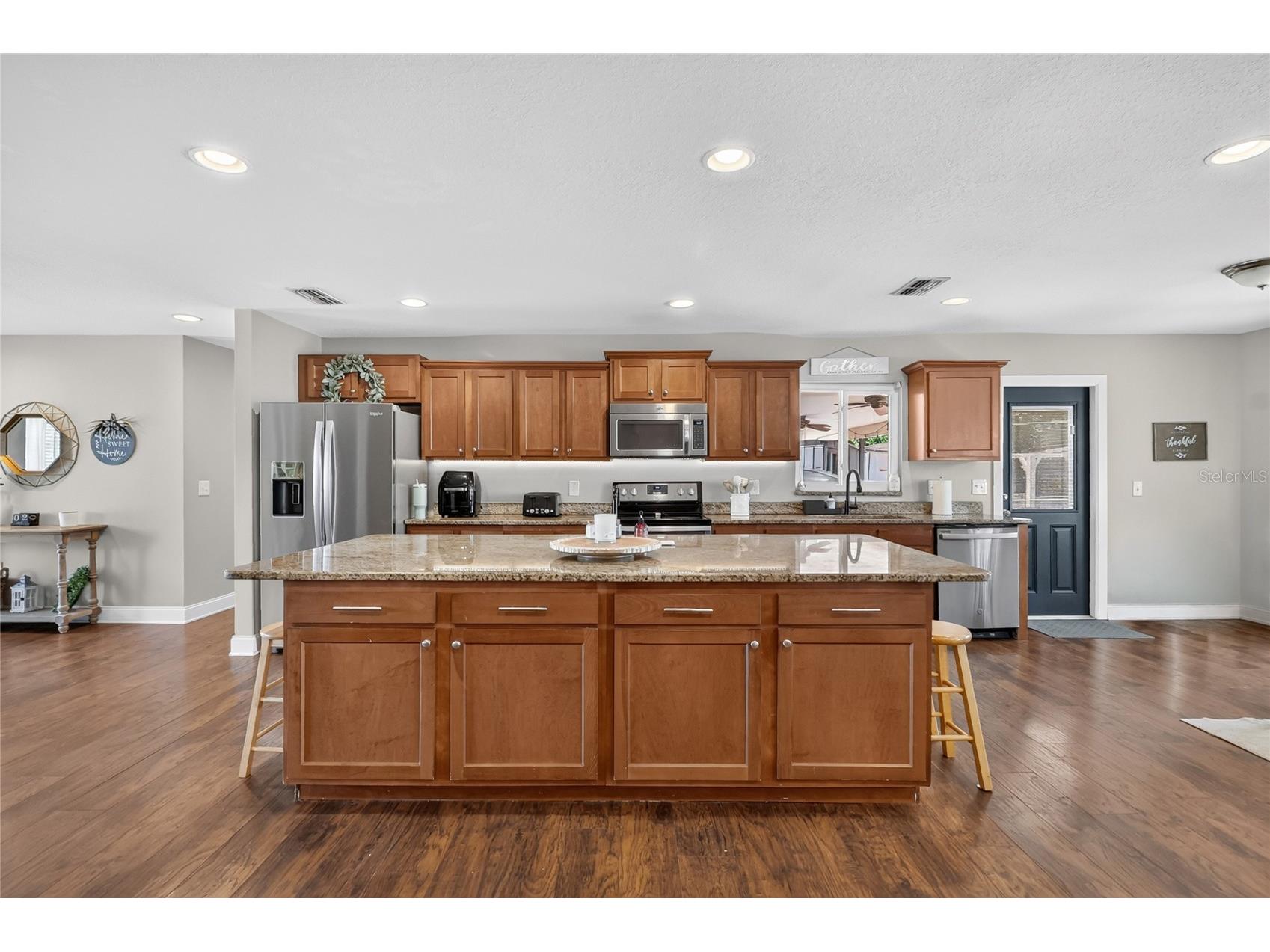 706 S Oakwood Avenue Brandon FL 33511 L4963174 image15