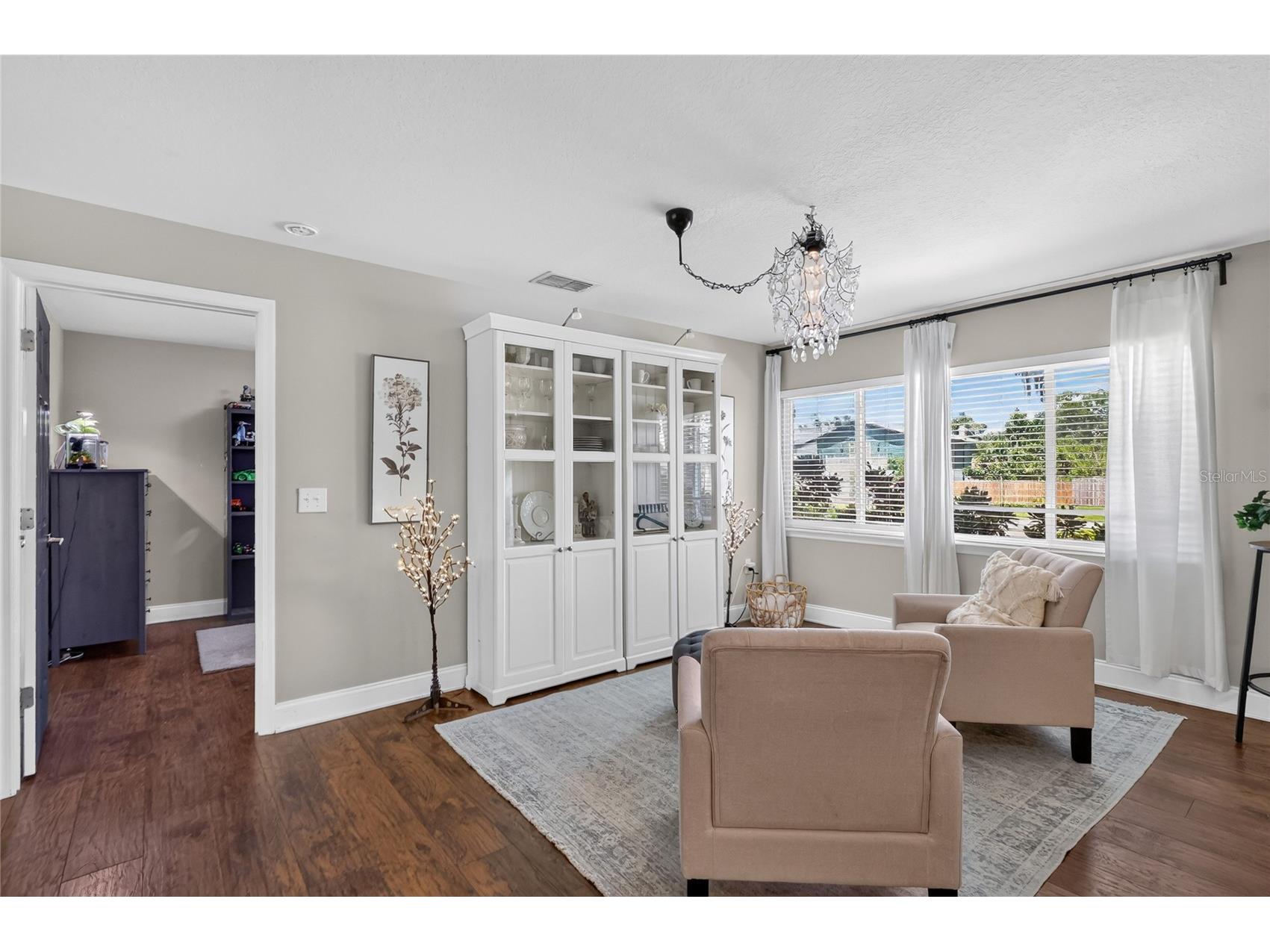 706 S Oakwood Avenue Brandon FL 33511 L4963174 image9