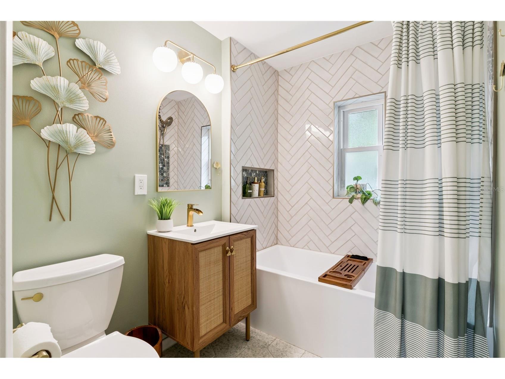 706 Springview Drive Orlando FL 32803 O6413085 image26