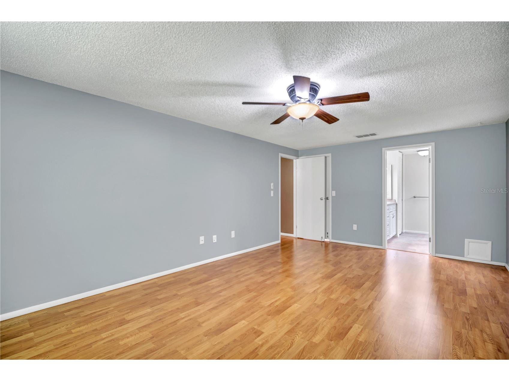 706 Sweetbriar Drive Oldsmar FL 34677 TB8513297 image15