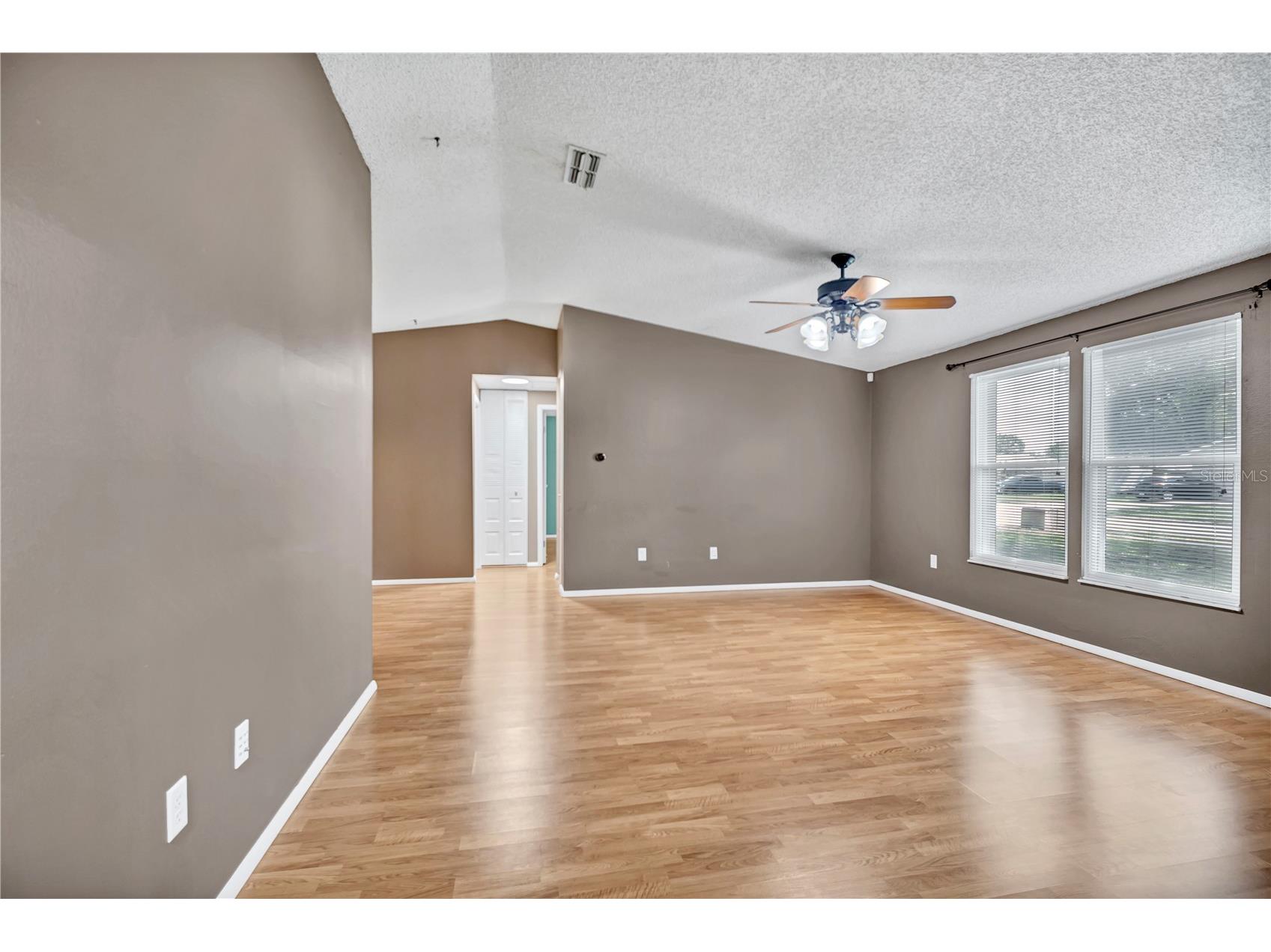706 Sweetbriar Drive Oldsmar FL 34677 TB8513297 image22