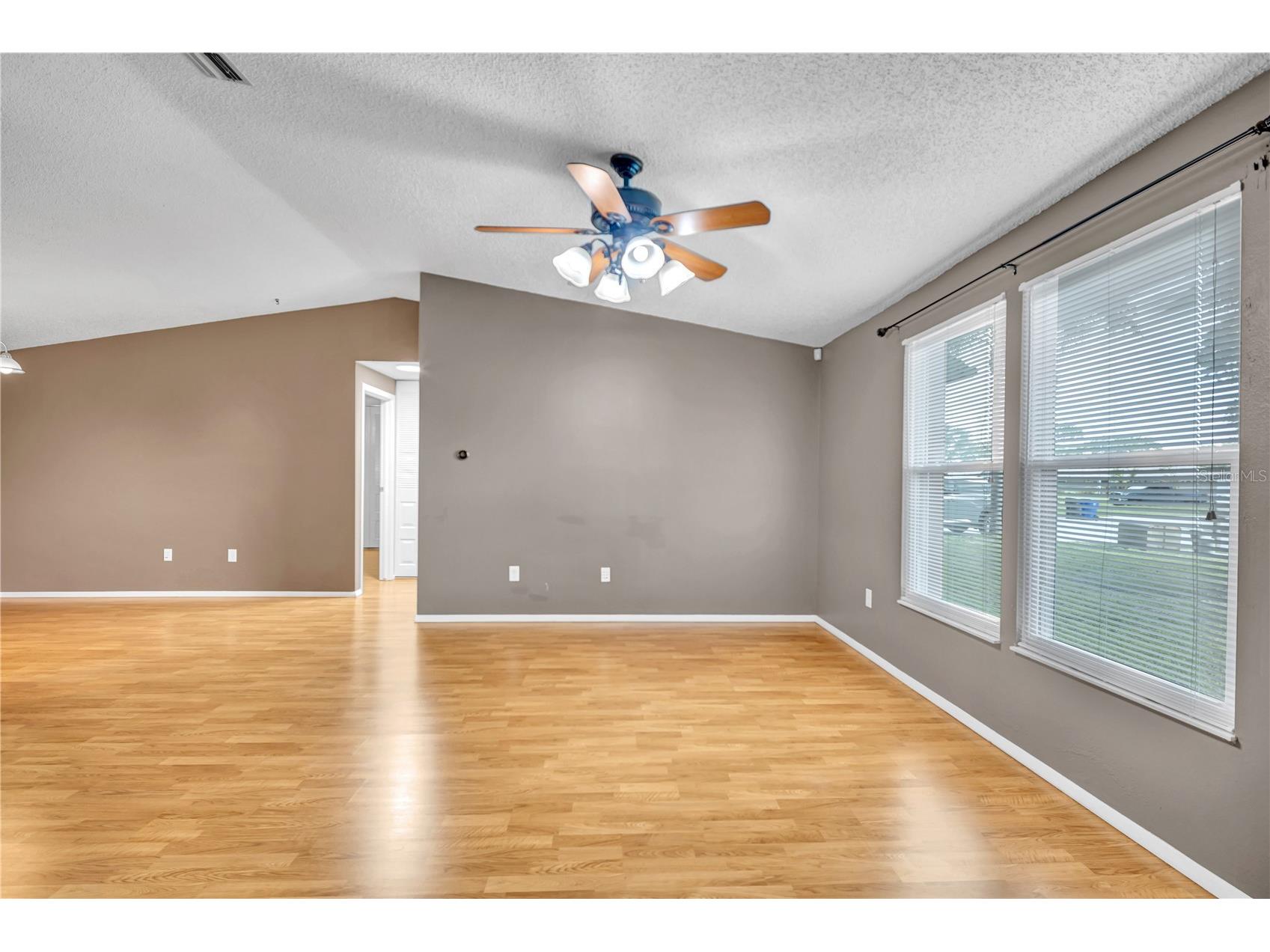 706 Sweetbriar Drive Oldsmar FL 34677 TB8513297 image4