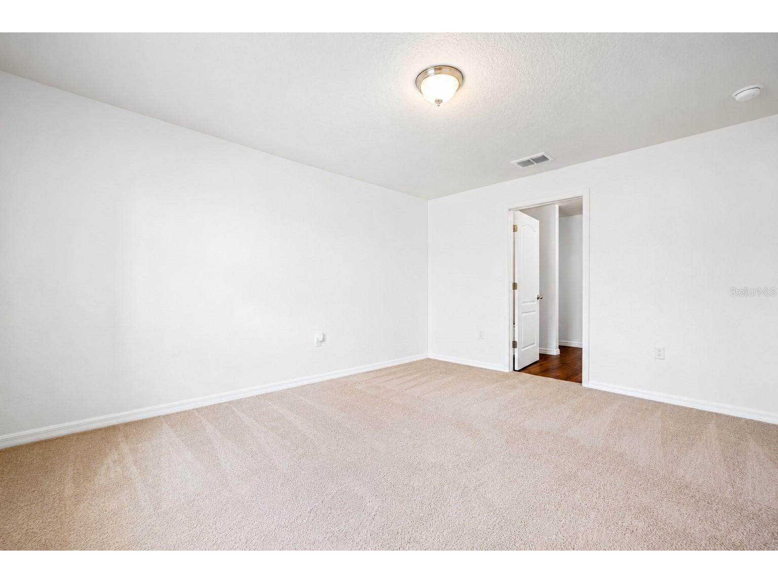 706 W Chelsea Street Deland FL 32720 OM728686 image6