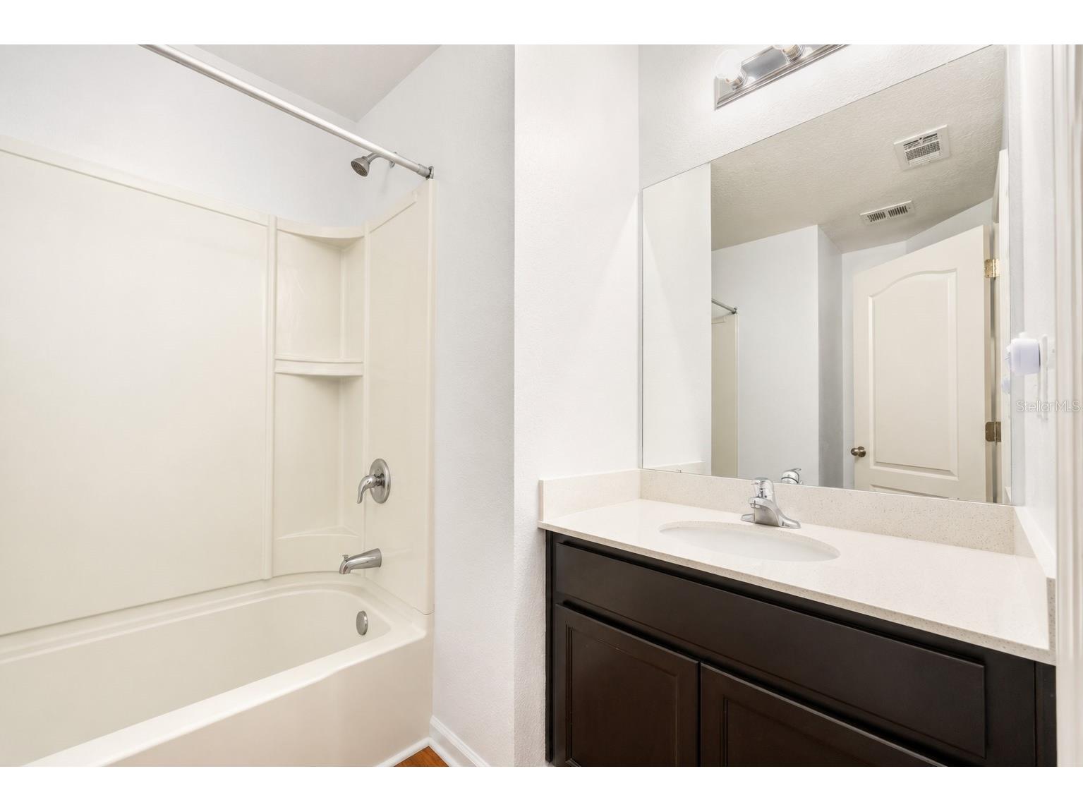 706 W Chelsea Street Deland FL 32720 OM728686 image7