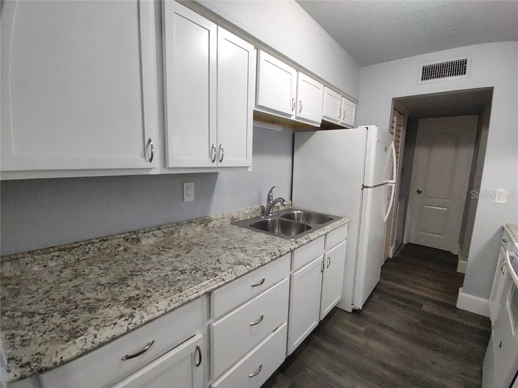 706 W Dixie Avenue Leesburg FL 34748 TB8416465 image23