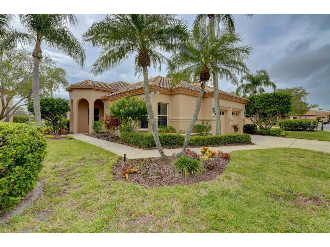 7060 Del Lago Drive Sarasota FL 34238 A4583557 image1