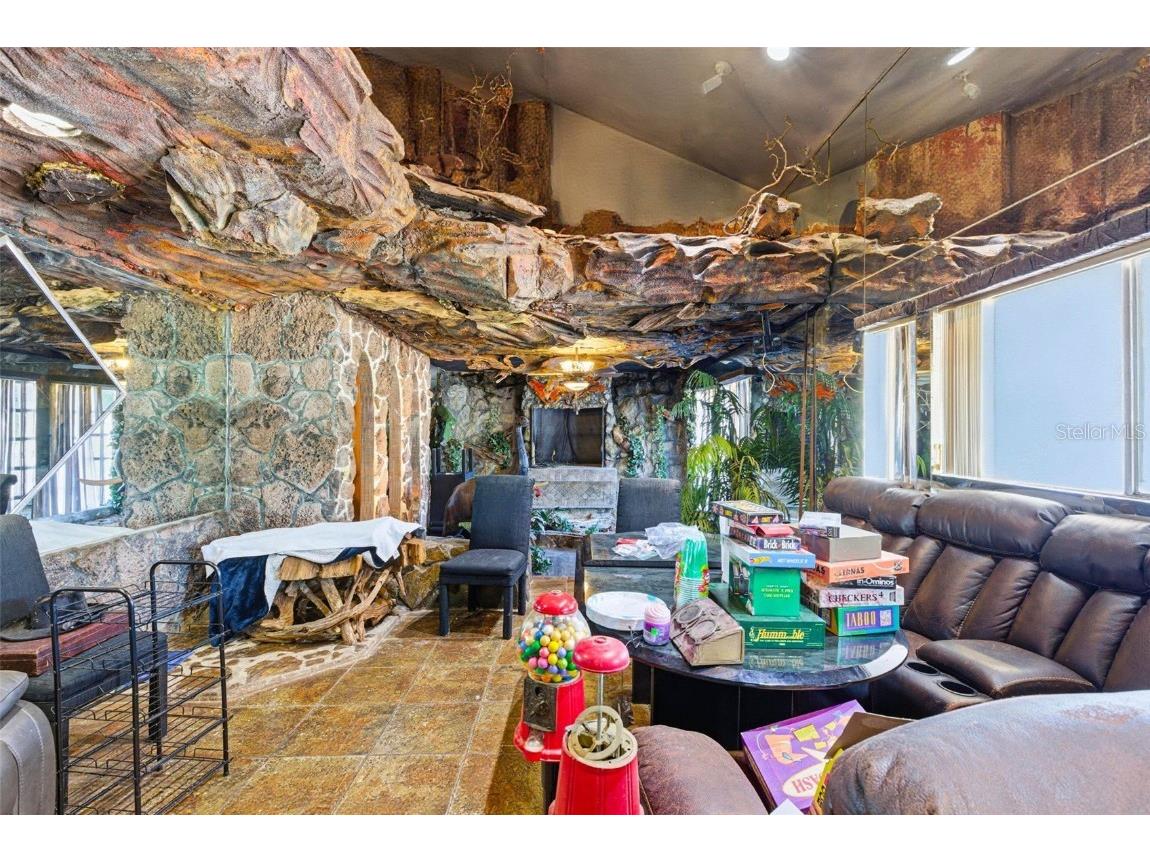 7061 62nd Street N Pinellas Park FL 33781 TB8457737 image4