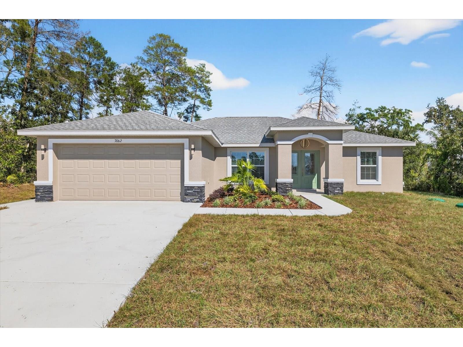 7062 Ovenbird Road Weeki Wachee FL 34613 TB8431690 image1