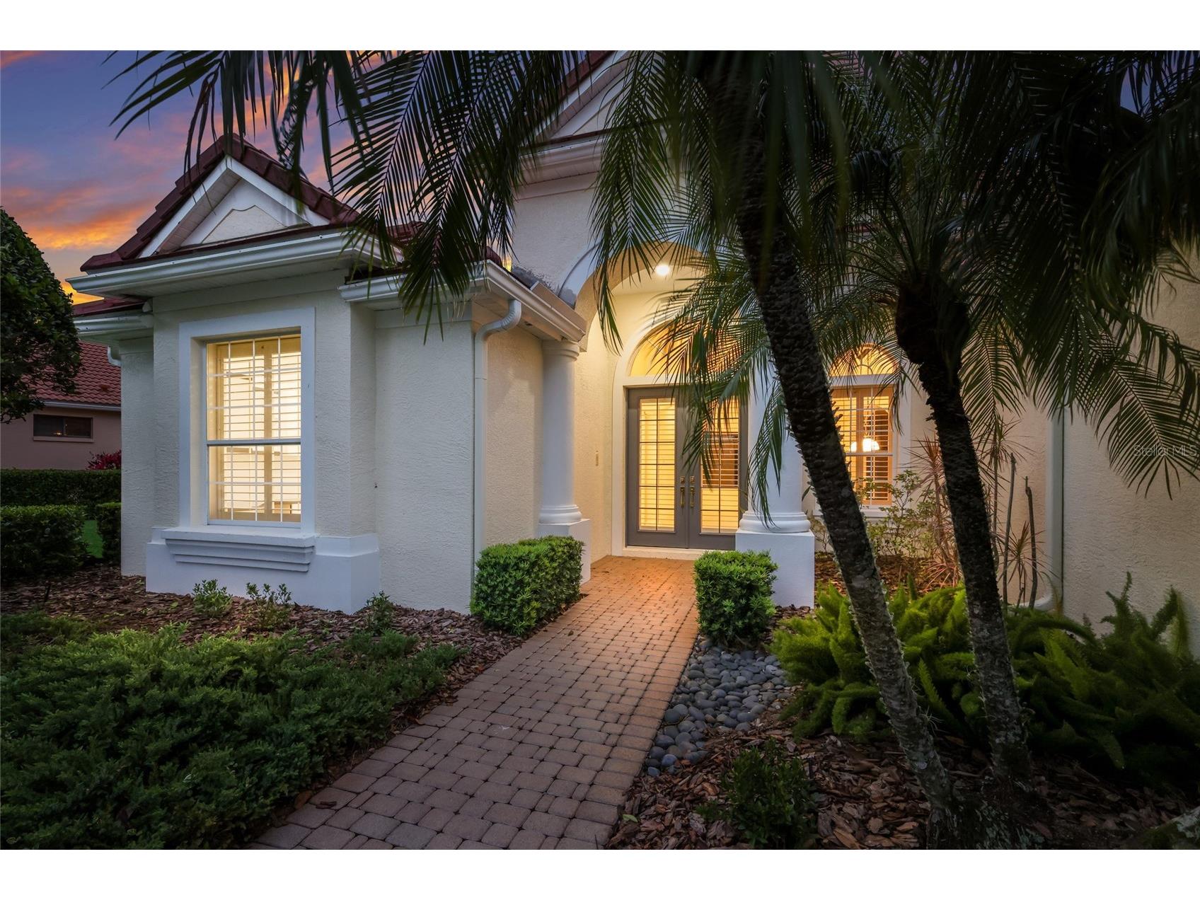 7062 Twin Hills Terrace Lakewood Ranch FL 34202 A4689558 image3